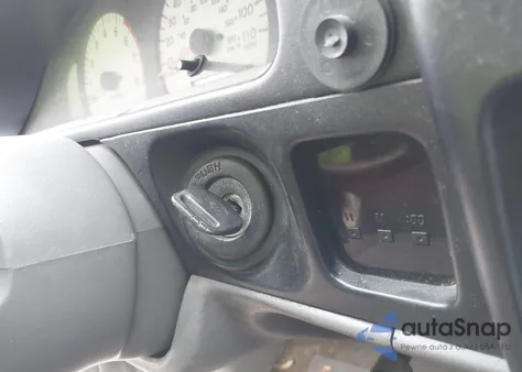 2001 Toyota Tacoma Base V6 из США, поврежденный, VIN 5TEWN72N21Z794143